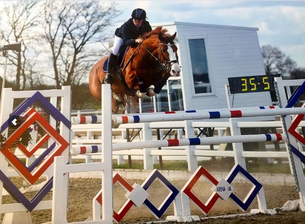 Mpyfeild Riding School Mayfield Equestrian Centre - The Horse Life